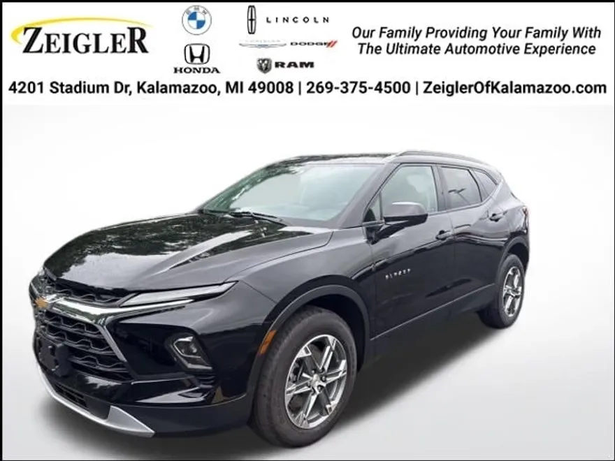 2023 Chevrolet Blazer 2LT photo 1