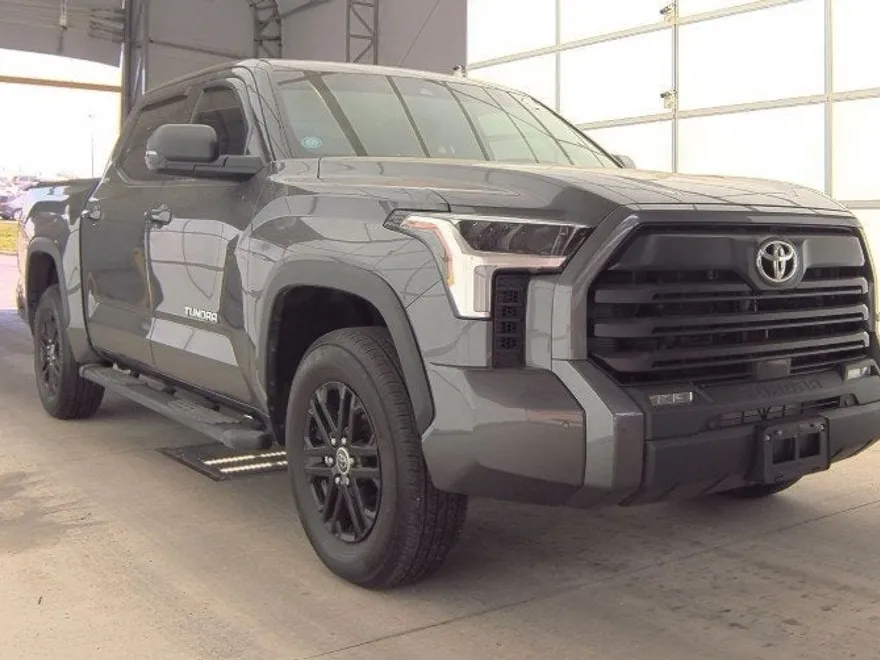 2023 Toyota Tundra SR5 CrewMax photo 1