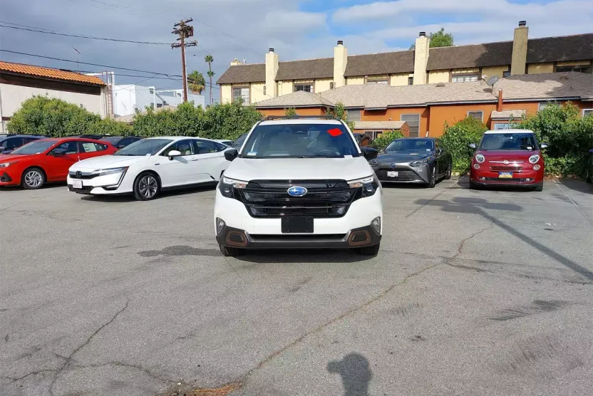 2025 Subaru Forester Sport photo 1