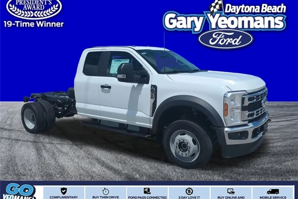 2025 Ford F-450 XL photo 1