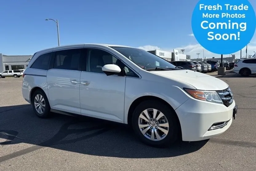 2016 Honda Odyssey EX-L photo 1