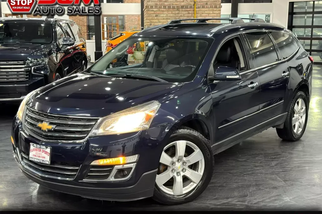 2015 Chevrolet Traverse LTZ photo 1