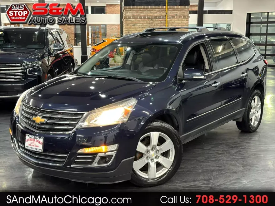2015 Chevrolet Traverse LTZ photo 1