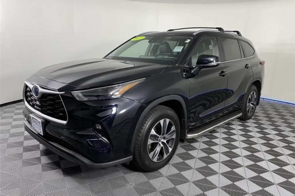 2023 Toyota Highlander Hybrid XLE photo 1