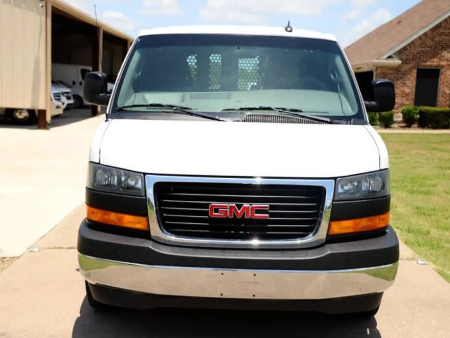 2023 Gmc Savana 2500 Cargo photo 1
