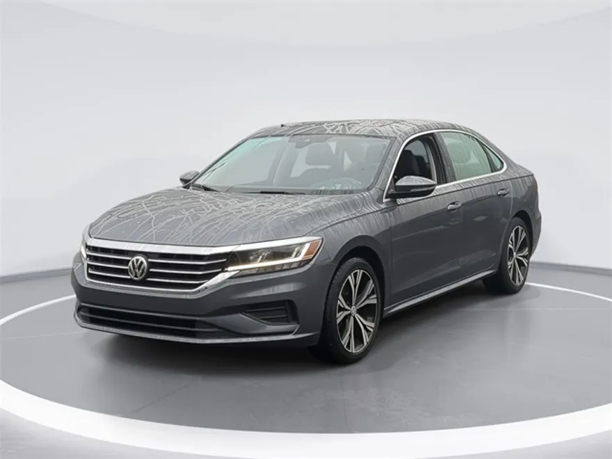 2022 Volkswagen Passat 2.0T SE photo 1