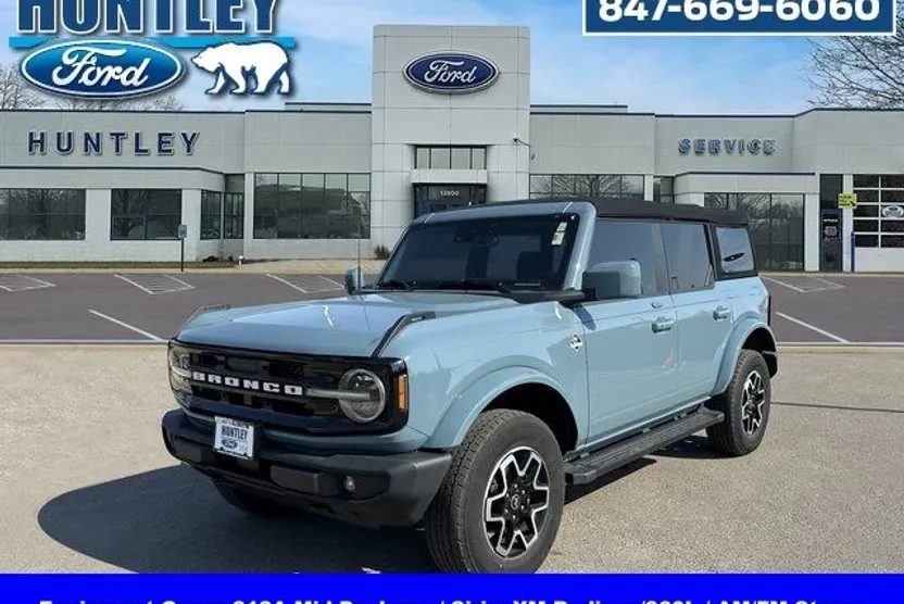 2022 Ford Bronco Outer Banks photo 1