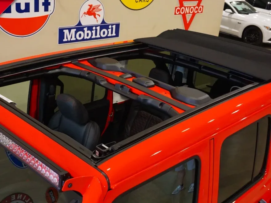 2019 Jeep Wrangler Unlimited Rubicon photo 1