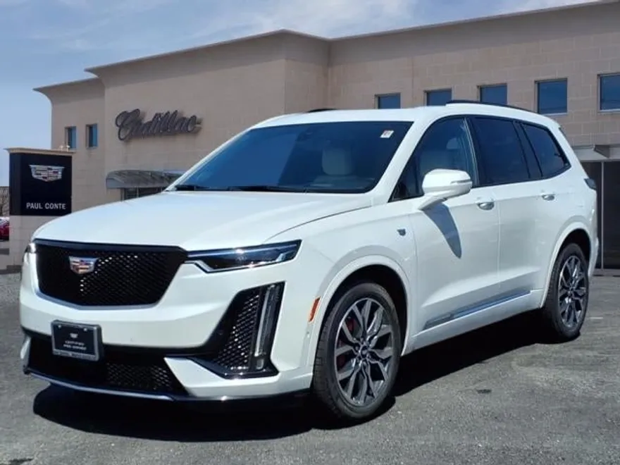 2022 Cadillac XT6 Sport photo 1
