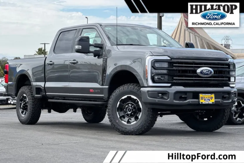 2026 Ford F-350 Platinum photo 1