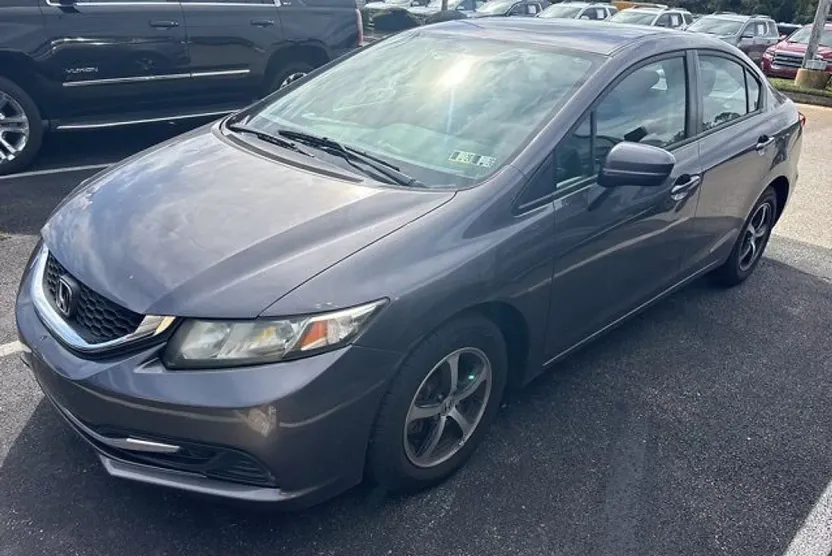 2015 Honda Civic SE photo 1