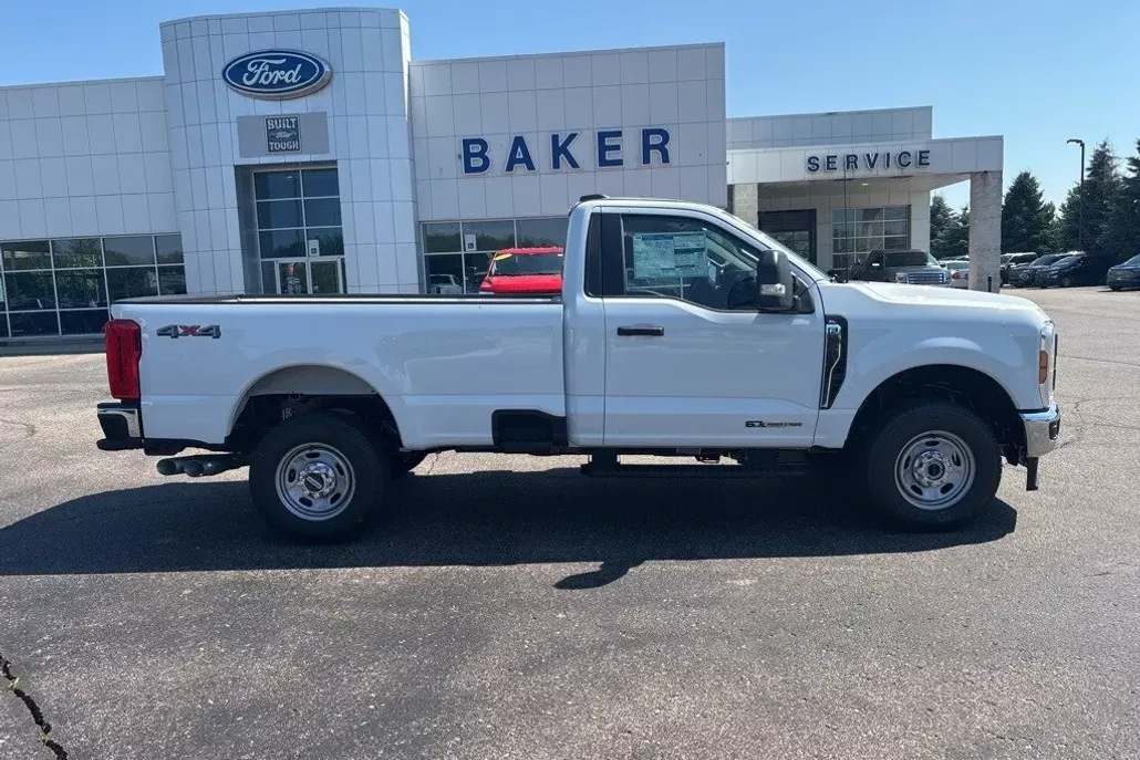 2025 Ford F-250 XL photo 1