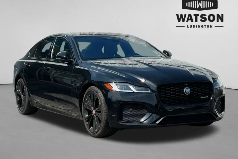2021 Jaguar XF R-Dynamic SE photo 1