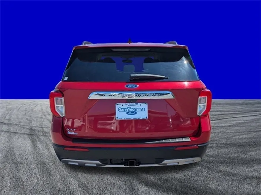 2021 Ford Explorer XLT photo 1