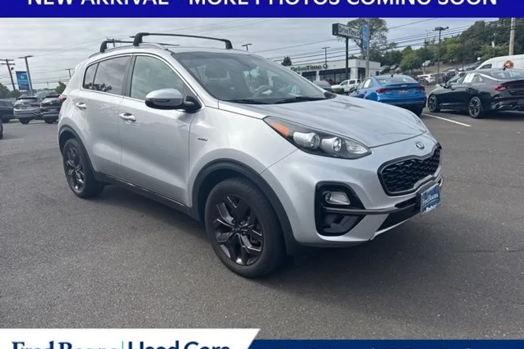 2020 Kia Sportage S photo 1