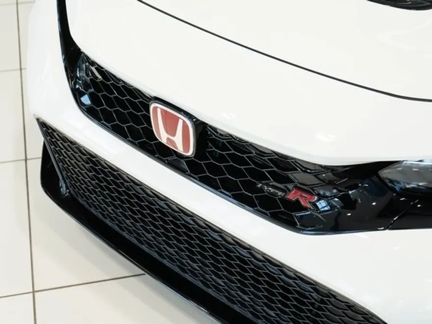 2025 Honda Civic Type R photo 1