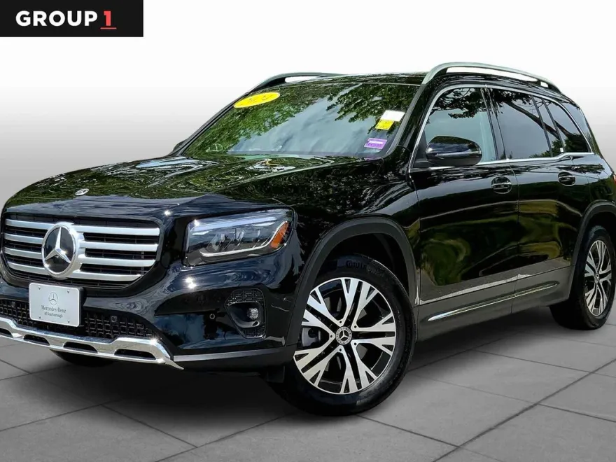 2024 Mercedes Benz GLB 250 4MATIC photo 1