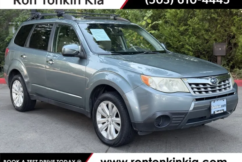 2012 Subaru Forester 2.5X Premium photo 1