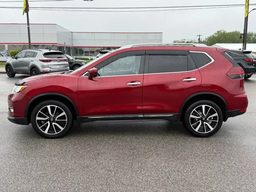 2019 Nissan Rogue SL photo 1