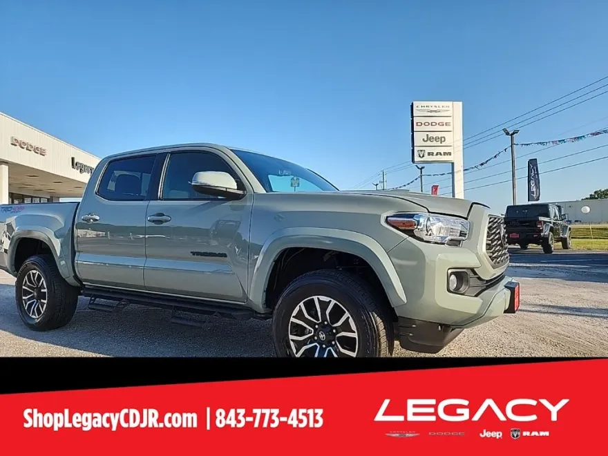 2022 Toyota Tacoma TRD Off-Road V6 photo 1