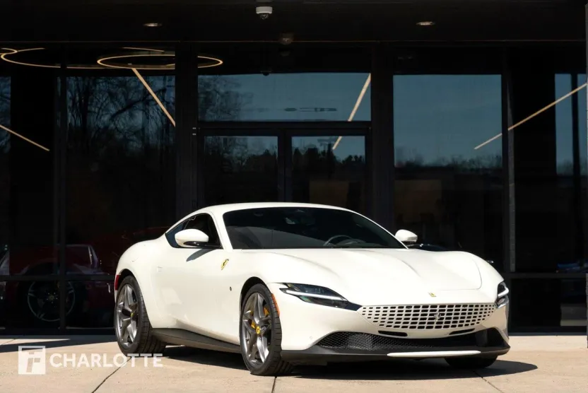 2022 Ferrari Roma photo 1