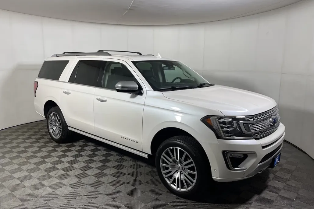 2018 Ford Expedition MAX Platinum photo 1