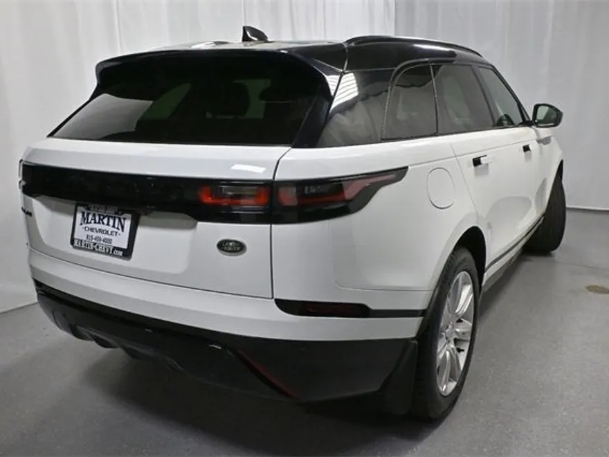 2022 Land Rover Range Rover Velar R-Dynamic S photo 1