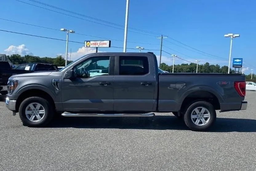 2023 Ford F-150 XL photo 1