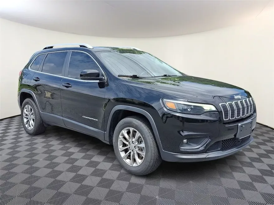 2021 Jeep Cherokee Latitude photo 1