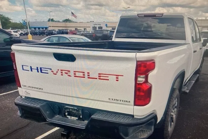 2024 Chevrolet Silverado 2500HD Custom photo 1