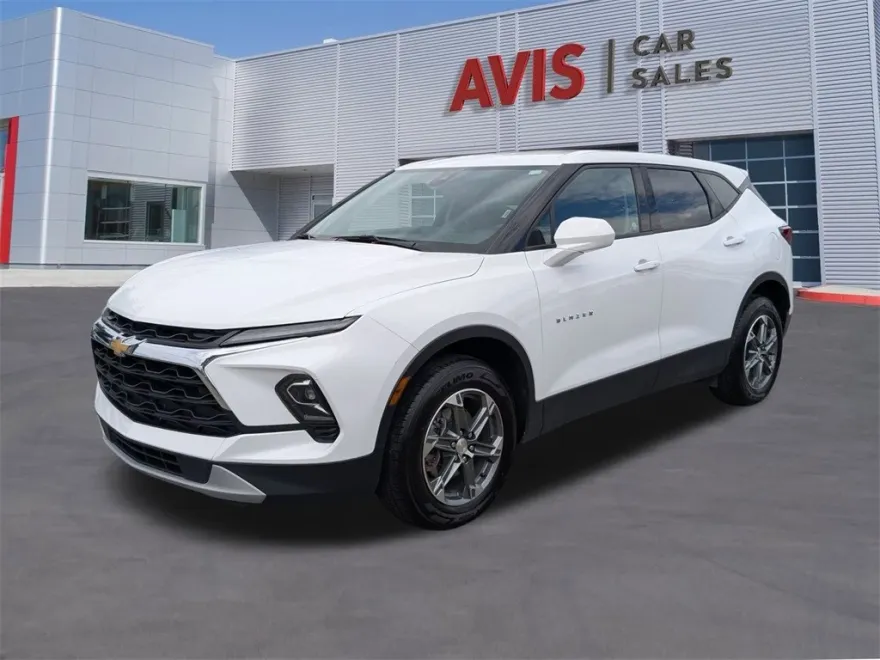 2023 Chevrolet Blazer 2LT photo 1