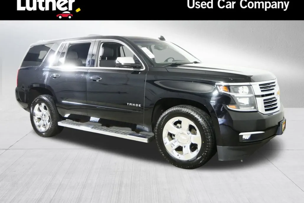 2017 Chevrolet Tahoe Premier photo 1