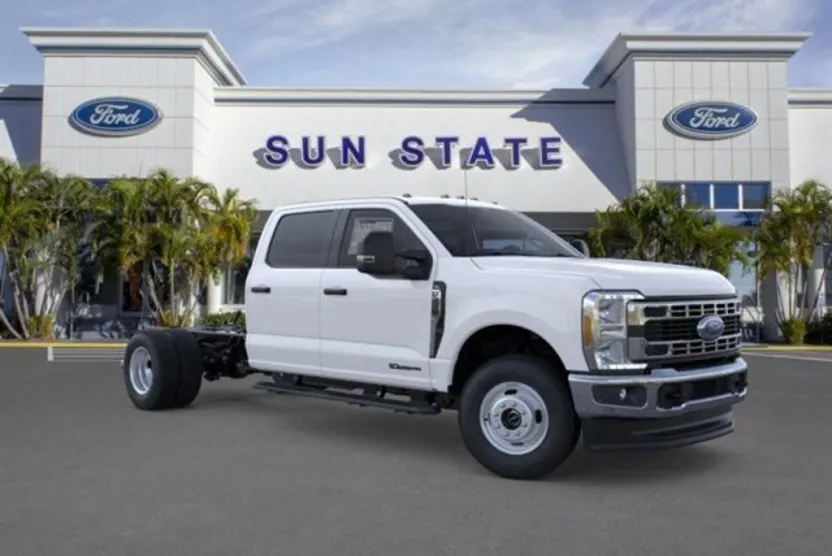 2026 Ford F-350 XL photo 1
