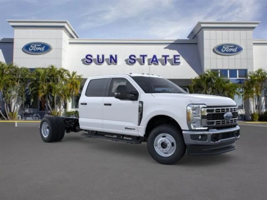 2026 Ford F-350 XL photo 1