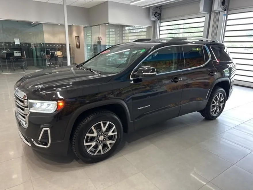 2023 Gmc Acadia SLT photo 1