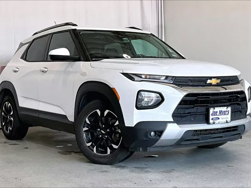 2021 Chevrolet Trailblazer LT photo 1