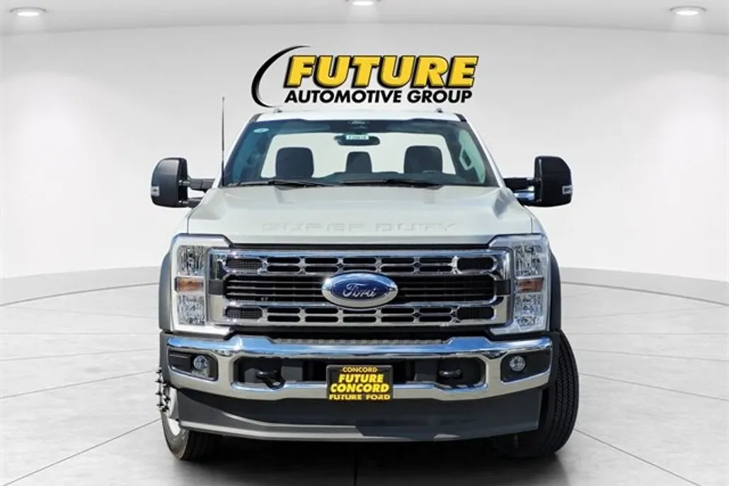 2024 Ford F-450 XL photo 1
