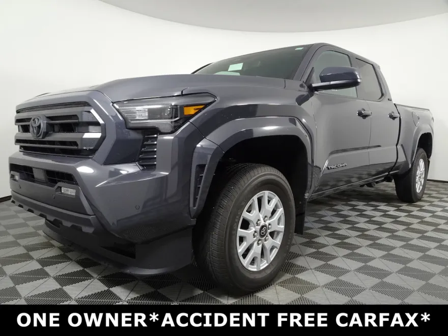 2024 Toyota Tacoma SR5 Double Cab photo 1