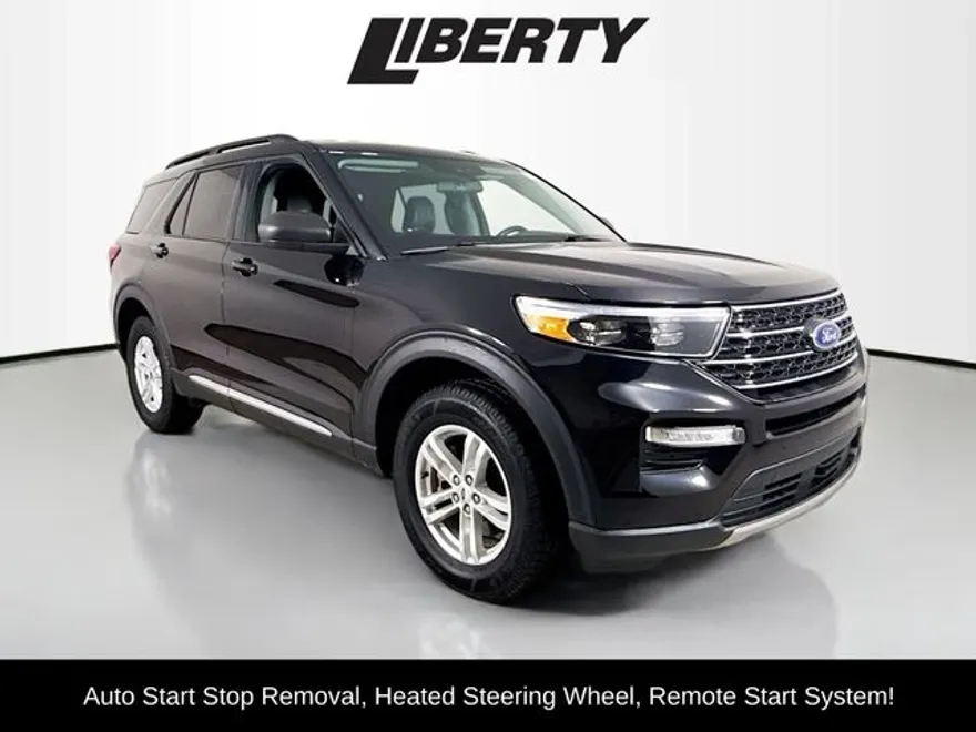 2022 Ford Explorer XLT photo 1