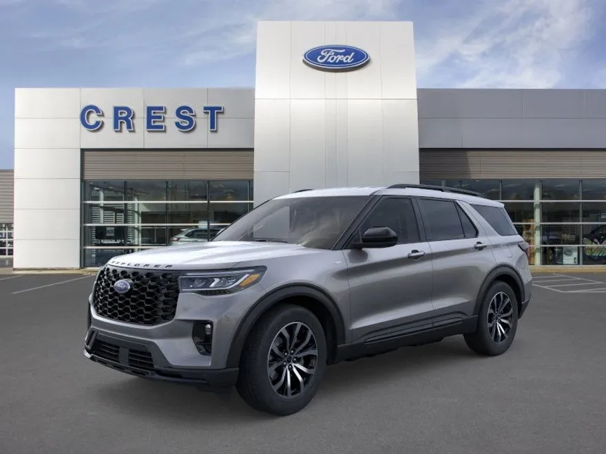 2025 Ford Explorer ST-Line photo 1