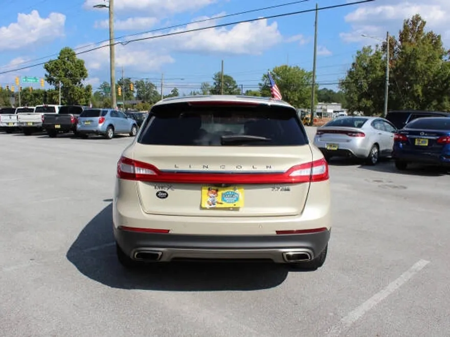 2016 Lincoln MKX Reserve photo 1