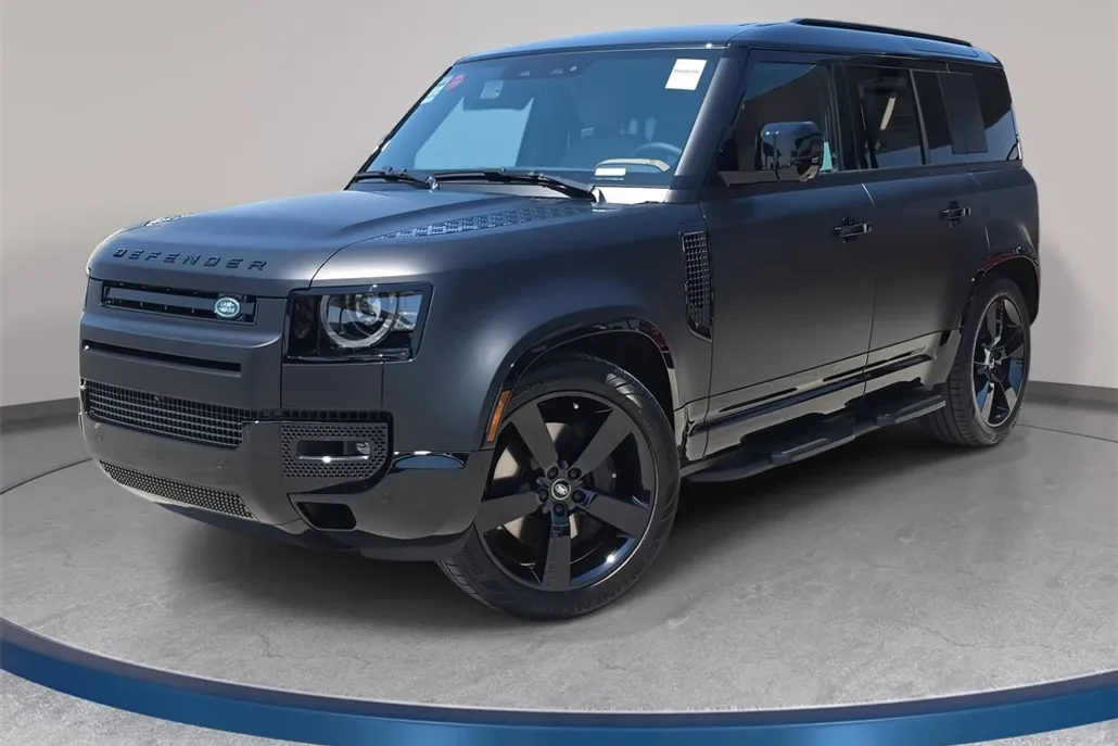 2025 Land Rover Defender 110 X-Dynamic SE photo 1