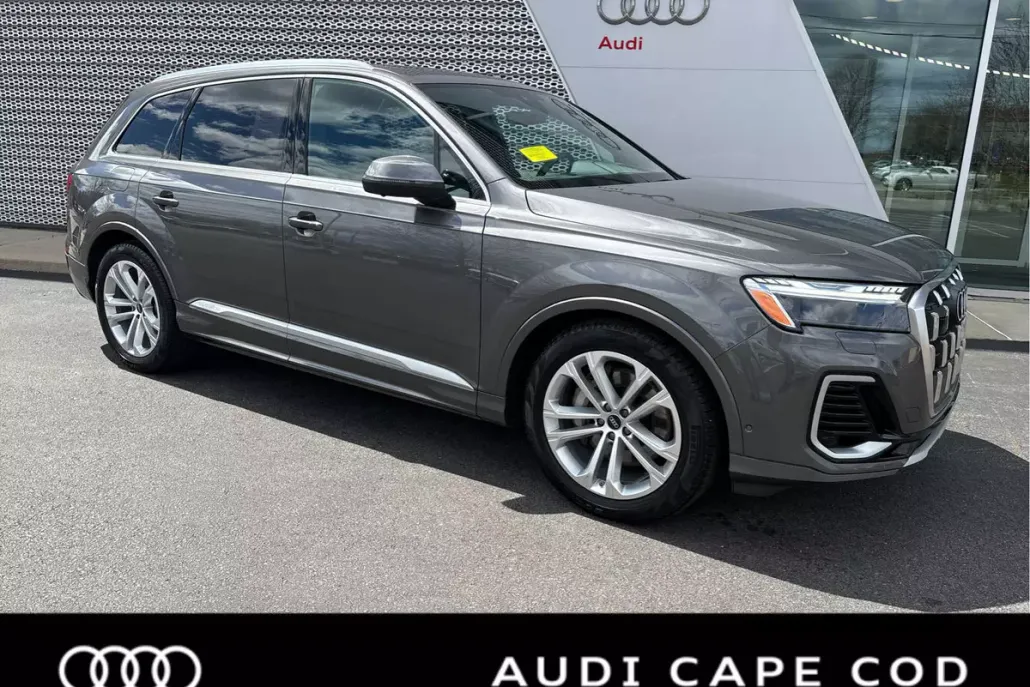 2025 Audi Q7 55 Prestige photo 1