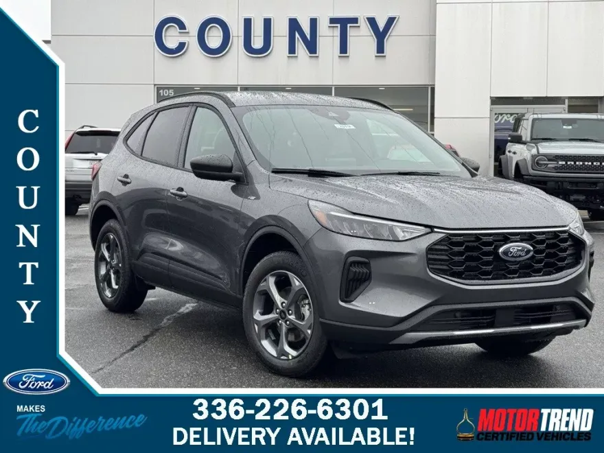 2025 Ford Escape ST-Line photo 1