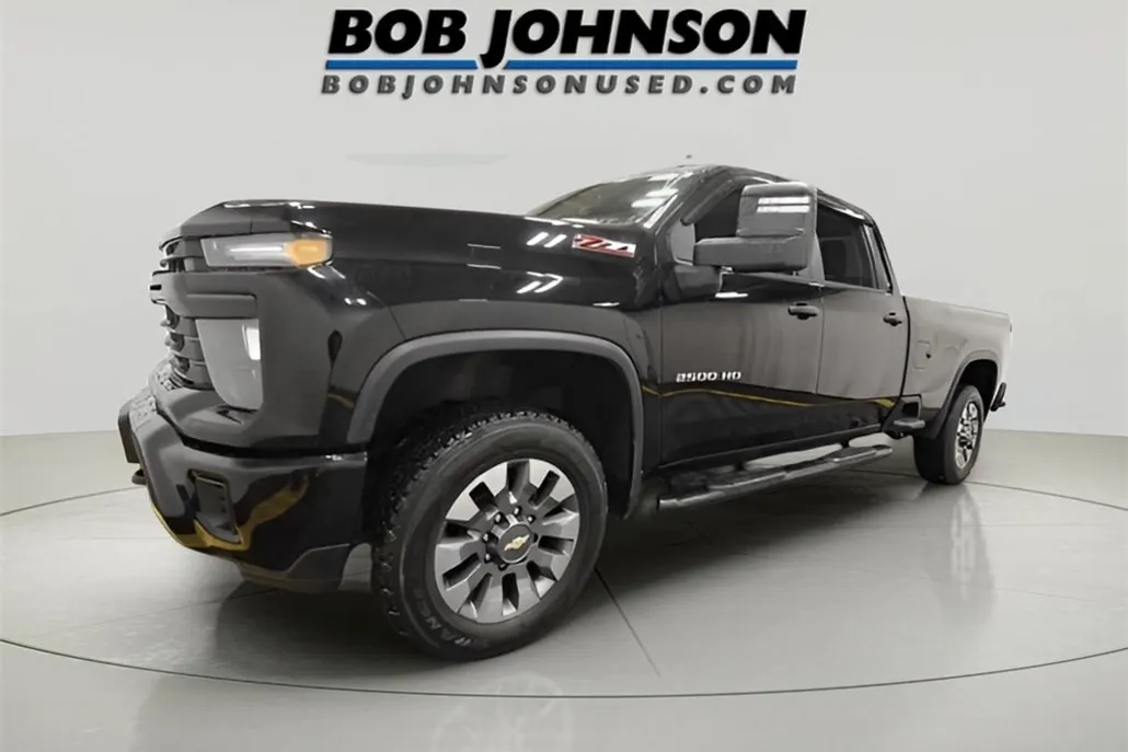 2024 Chevrolet Silverado 2500HD Custom photo 1