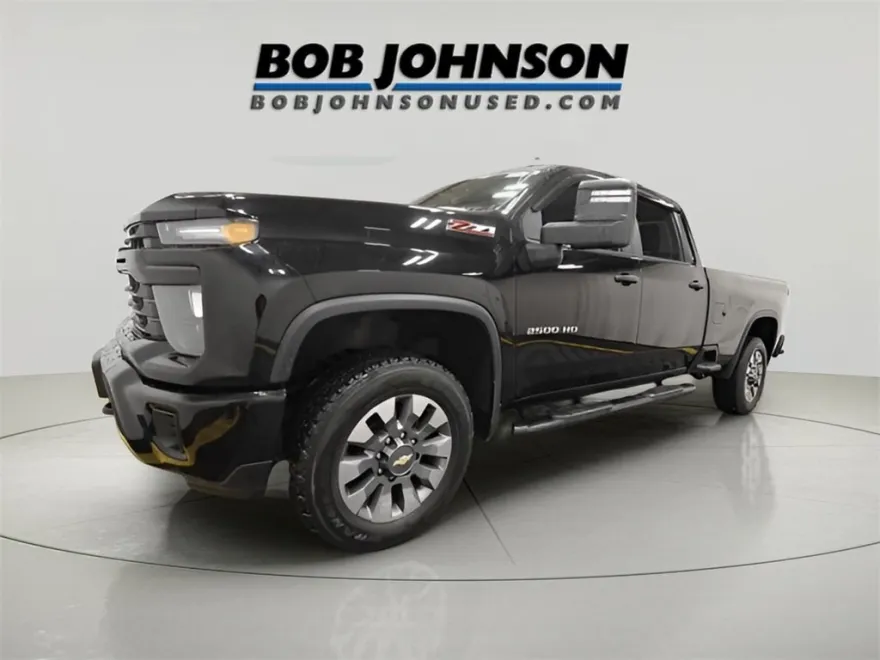 2024 Chevrolet Silverado 2500HD Custom photo 1