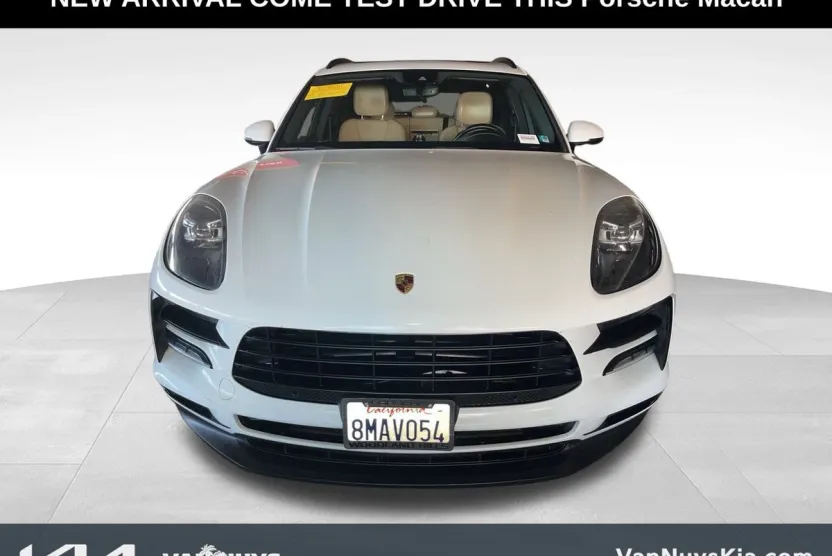 2019 Porsche Macan Base photo 1