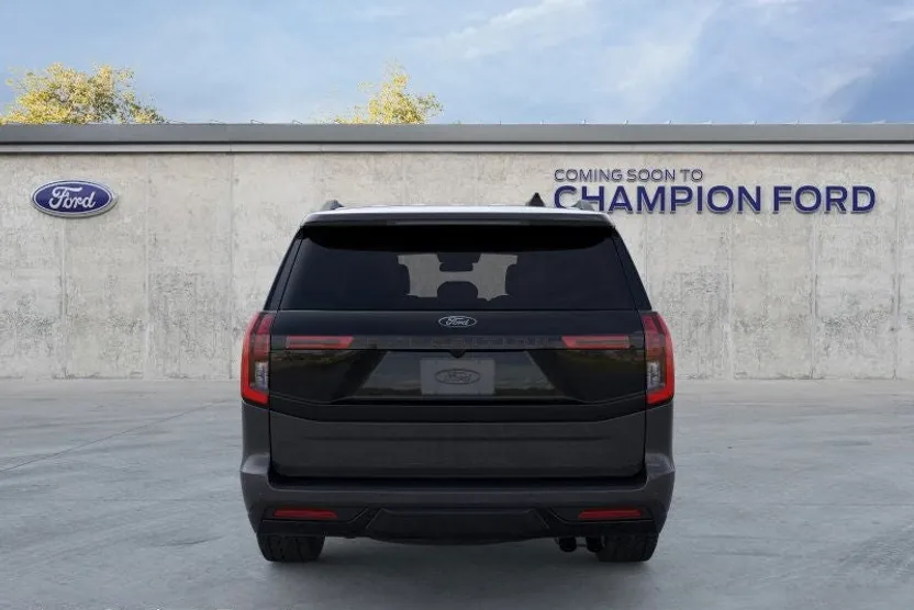 2025 Ford Expedition photo 1