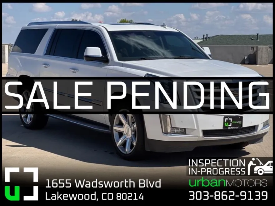 2016 Cadillac Escalade ESV Luxury photo 1