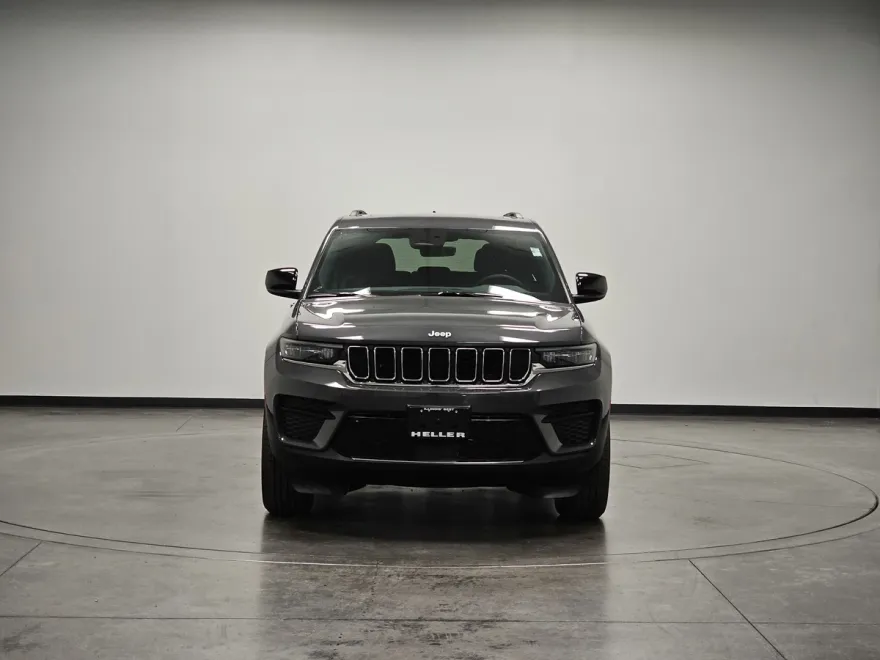 2025 Jeep Grand Cherokee Laredo X photo 1